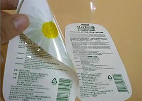 使用不干膠標(biāo)簽貼紙時的注意事項